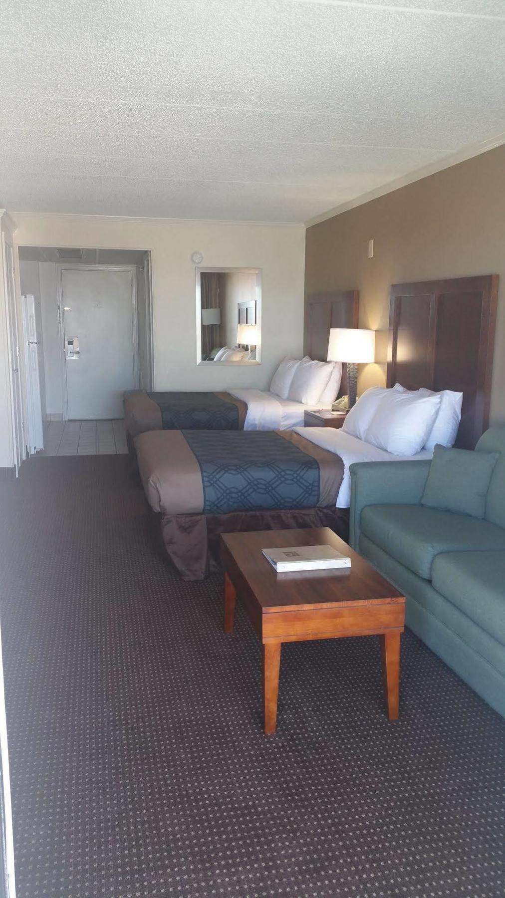 Quality Inn & Suites Oceanblock Ocean Stadt Exterior foto