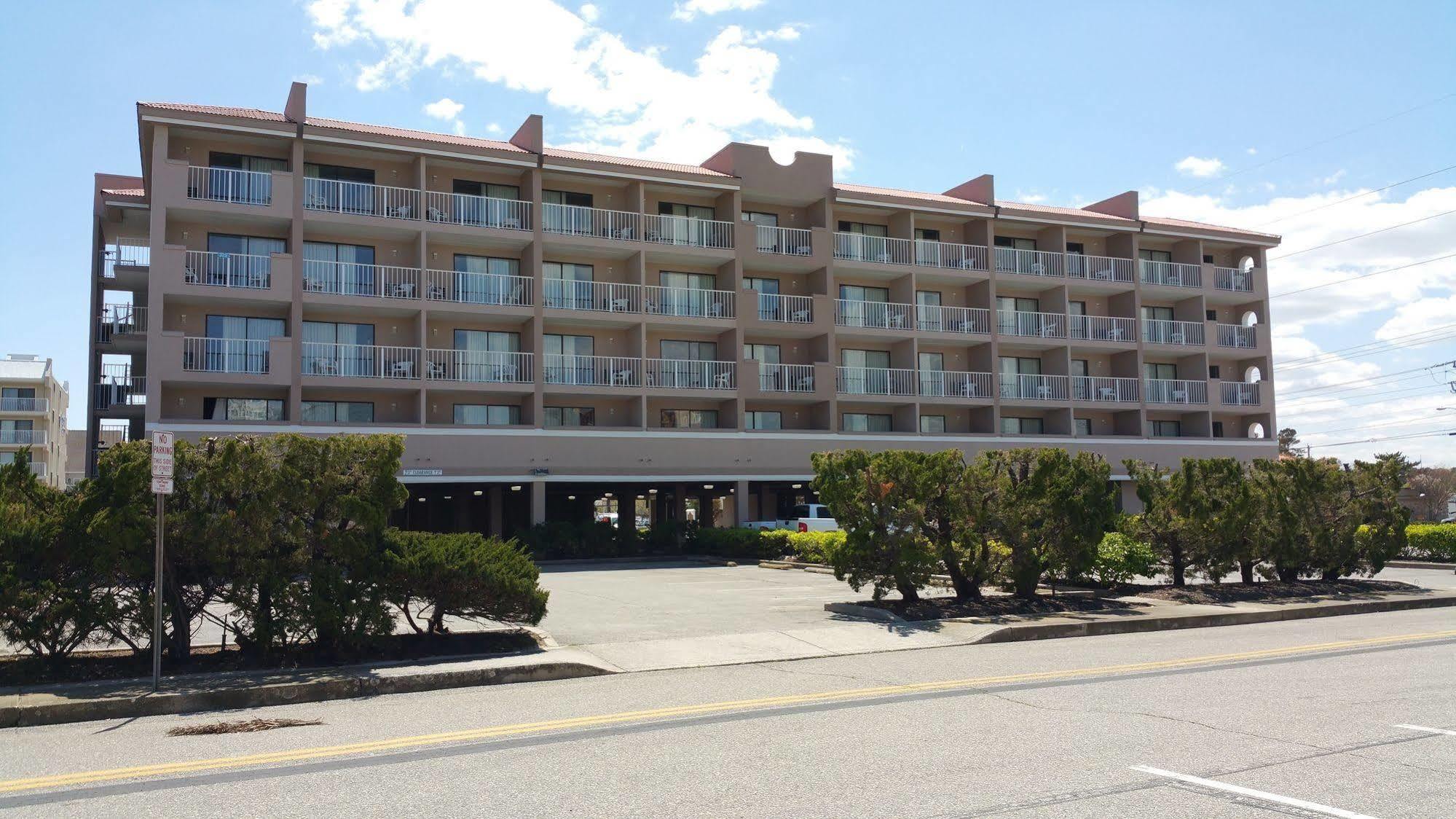 Quality Inn & Suites Oceanblock Ocean Stadt Exterior foto